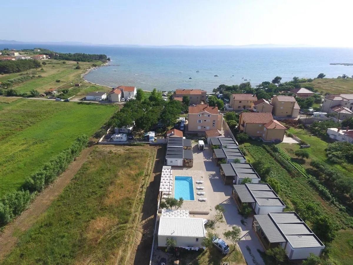 Semesterbostad Mobile Homes, Privlaka Zadar Dalmacija - Private Pool
